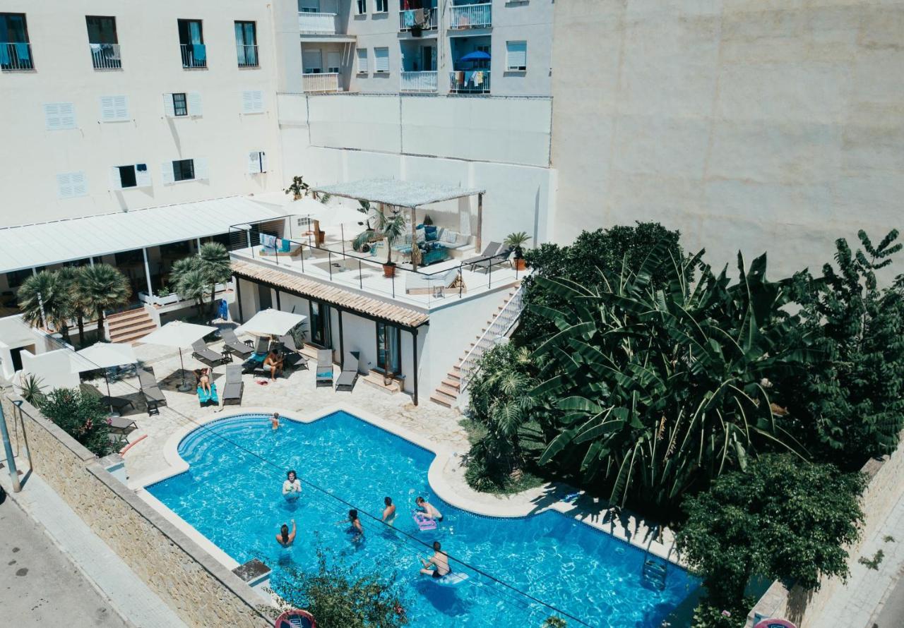 Mamboo Hotel